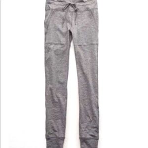 AERIE offline warmup drawcord legging